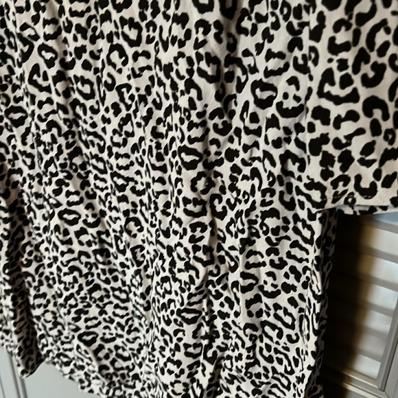 Broadway & Broome : Leopard Print Dress - Medium - Picture 3 of 8
